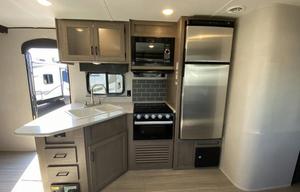 2021 Keystone Hideout LHS 318BR