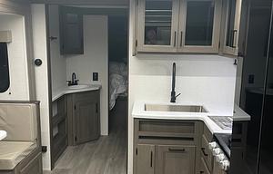 Brand New 2025 Grand Design Transcend Sleeps 8