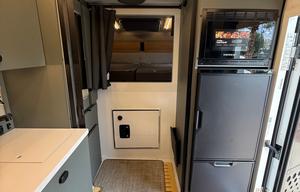 2027 Winnebago Arka