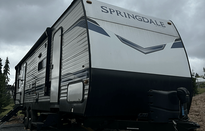 2022 Springdale 220BHWE RV rental photo 2