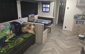 2022 Prowler 315BH RV rental photo 8