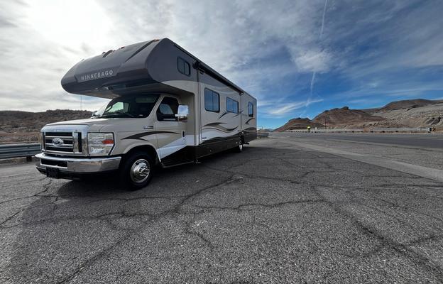 Travel in Style: Winnebago Minnie Winnie Premier