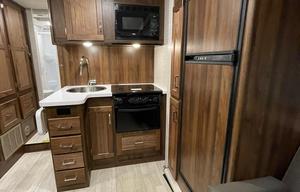 2022 Winnebago Minnie Winnie 26T RV rental photo 10
