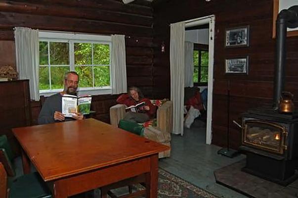 001, Loop: AREA INTERROREM CABIN