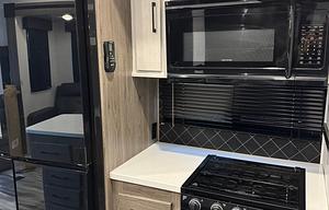 Giant Family RV