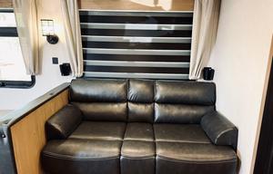 2023 Forest River RV Cherokee Grey Wolf Black Label 26DBHBL RV rental photo 3