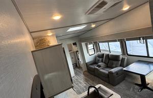 2021 Forest River 290vb.  Delivery available.