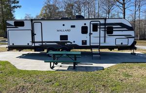 TROPICAL ESCAPE BUNKHOUSE *FREE DELIVERY/SETUP*