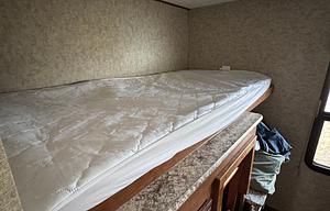 Luxury Bunkhouse Camper – Pet & Family Friendly