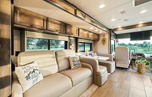 Luxury Class A W/Bunks 1.5 Baths Washer/Dryer