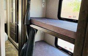 2022 Coachmen RV Pursuit 31BH