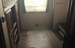 2012 CrossRoads RV Zinger ZT28BH