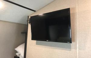 2018 Keystone 29v Impact vapor lite
