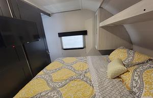 Full bunks★SLIDEOUT ★NEW★outdoor kitchen