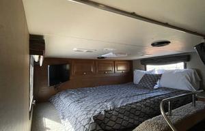 2015 Thor Motor Coach Outlaw 37LS TOY HAULER
