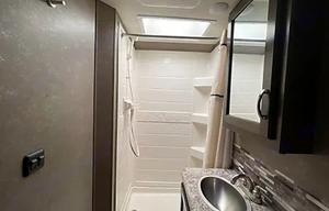2020 Four Winds 22E RV rental photo 6