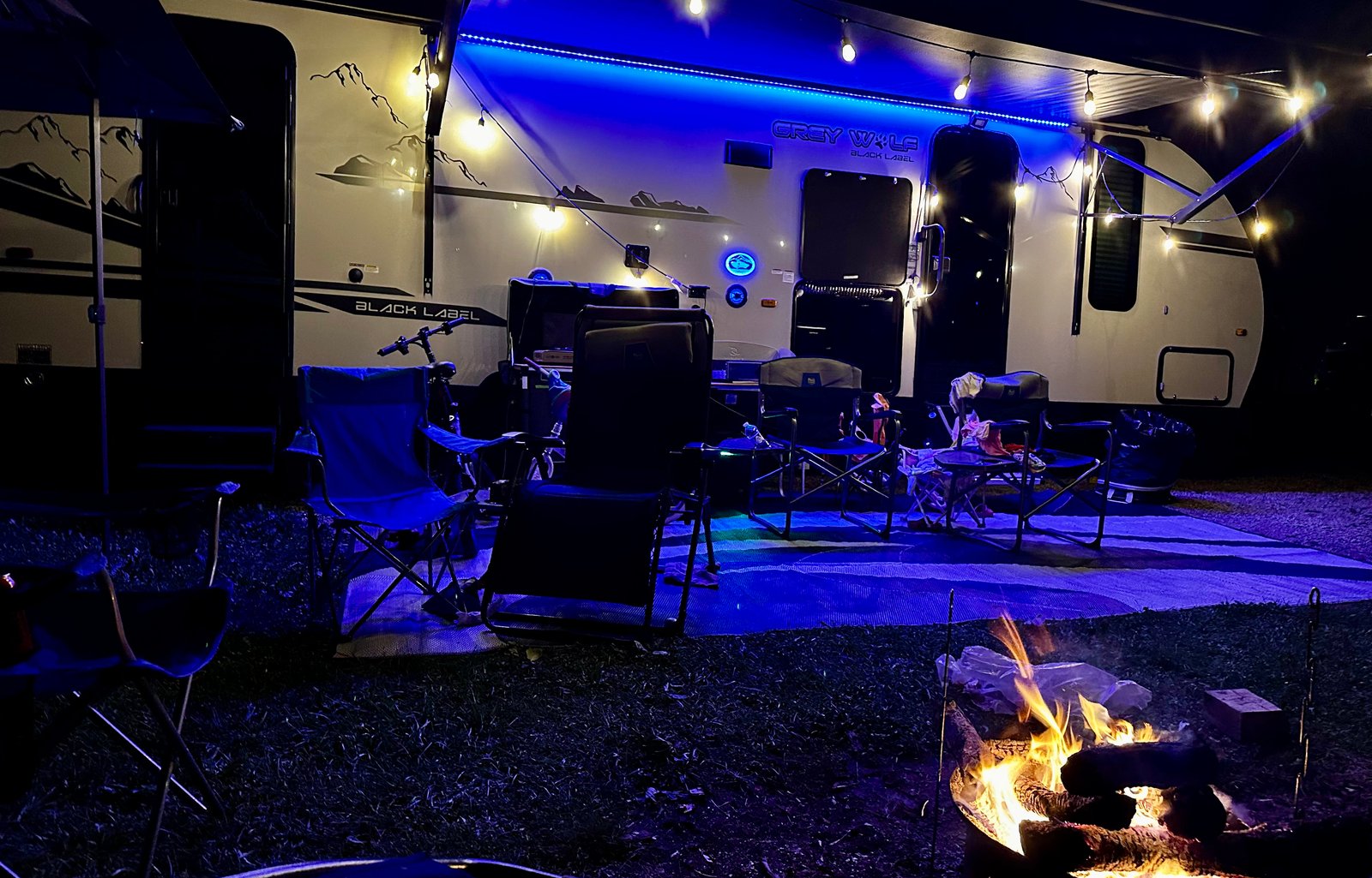 Life is better at the campsite! Pet Friendly