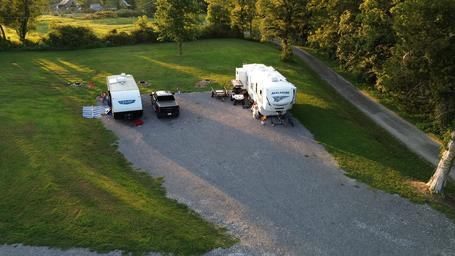 Seven Springs Tiny Cabin & RV