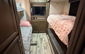 The Happy Camper | Luxury Glamping Getaway