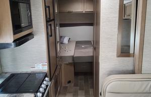 2022 Thor Chateau 25V