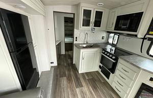 2023 Keystone RV Cougar Half-Ton 25RDSWE