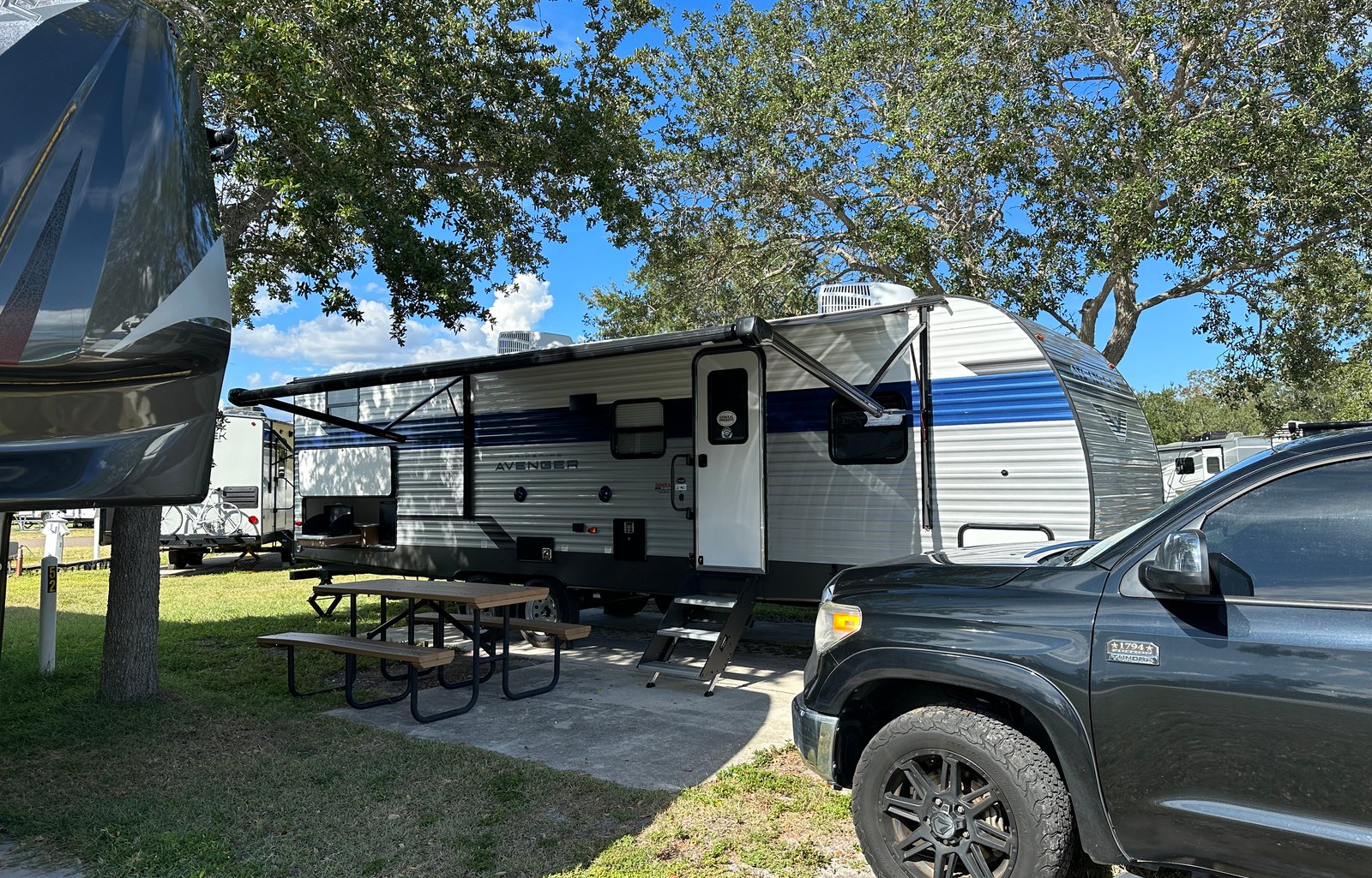 2024 Prime Time Rv Avenger 27DBS