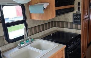 2011 Winnebago Access 31C