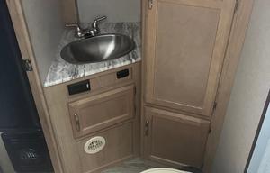 2020 Winnebago Micro Minnie 2106DS