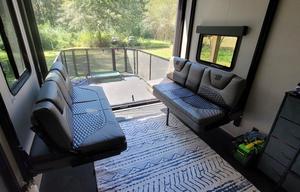 Mayeux Adventure with your kids and pets!
