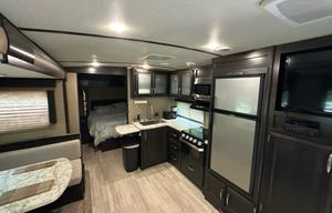 2018 Grand Design Imagine 2800BH