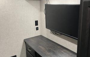 2022 Jayco Sleeps 8 Ready for your Next Adventure!