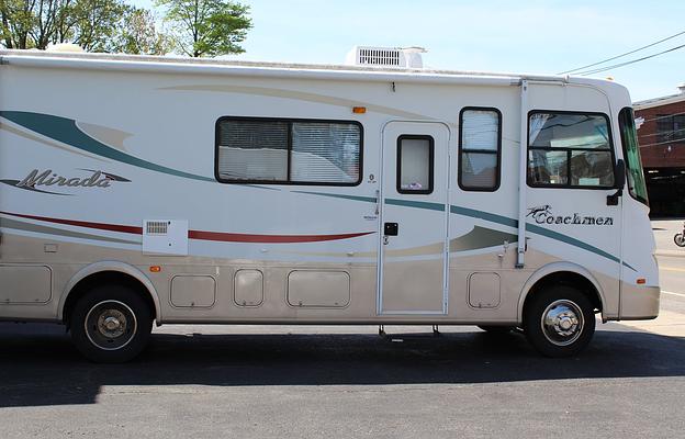 2005 Coachman Mirada