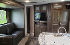 2019 Keystone  Passport G3350 Bunk House!
