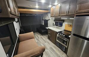 2019 Forest River RV Cherokee Wolf Pack 24PACK14+ RV rental photo 6