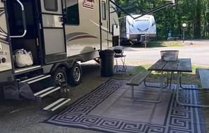 2019 Dutchmen RV Coleman Light 2435RK