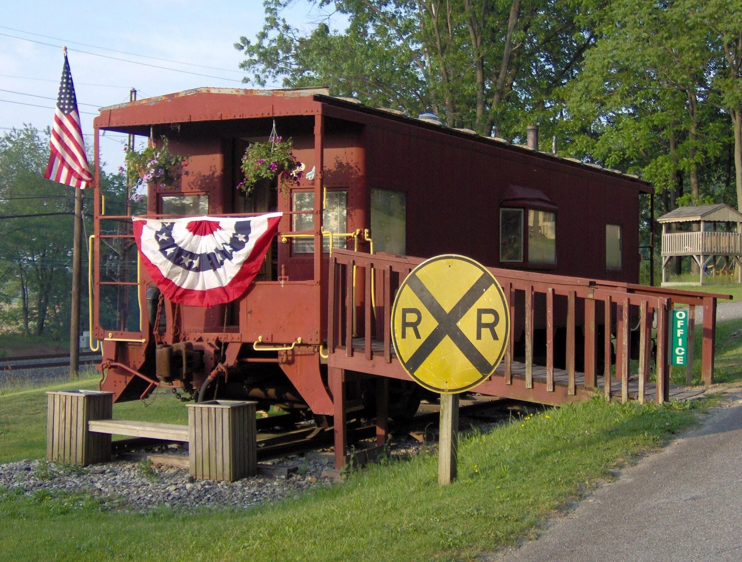 The Loose Caboose Campground