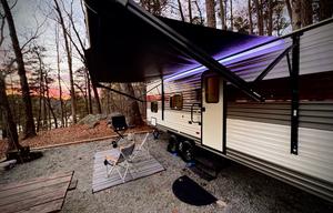 *NEW* Easy Family Camping – 2024 Avenger 25BH