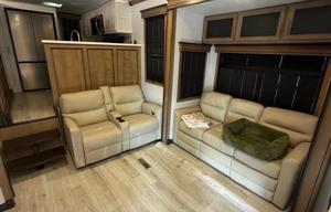 Tavares Luxury Retreat | Montana TAFL3063
