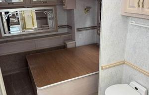 Shiloh - 2000 Newmar Dutch Star 29’