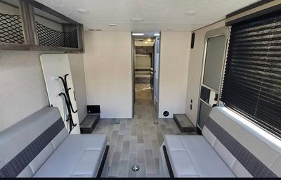 2020 Forest River Salem fsx toy hauler camper