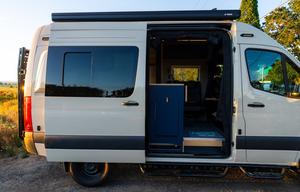 ODYSSEY-Luxury Off Grid Mercedes Sprinter 144 AWD