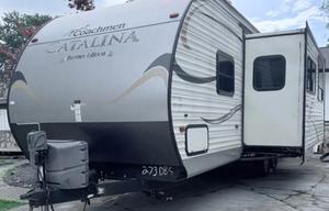 2015 Coachmen RV Catalina 273DBS RV rental photo 3