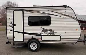 2019 Jayco Jay Flight SLX 7 145RB RV rental photo 3