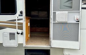 2007 Keystone RV Raptor 3812TS
