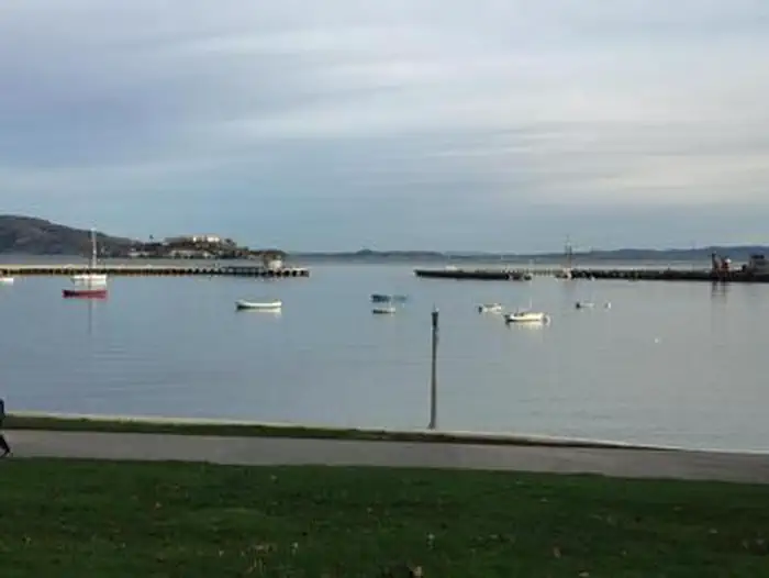 Aquatic Park Cove, Black Point Overnight Anchoring, Sailing Vessels Only (Auxiliary Engine Ok)