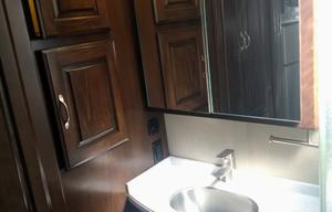 Full size bathroom, Easy to drive