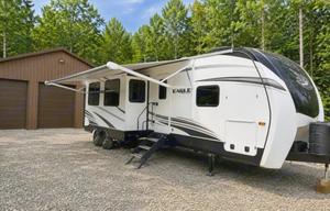 "Blue Grass Beauty" Jayco  Sleeps 8 Delivery Only