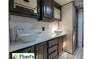 2022 Dutchmen RV Yukon 399ML