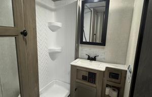 The Little Hauler 3,700 lb Bunkhouse