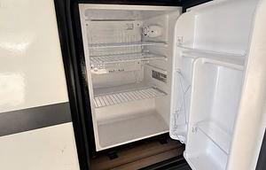 ⭐ 2025 Coleman Light• Delivery Available •Like New